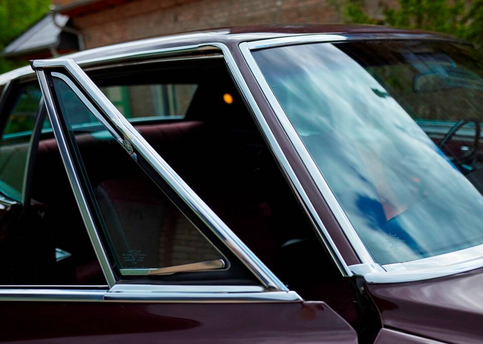 Bild 167/200 von Cadillac Coupe DeVille (1968)