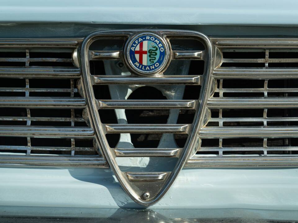 Bild 13/50 von Alfa Romeo Giulia 1300 (1965)