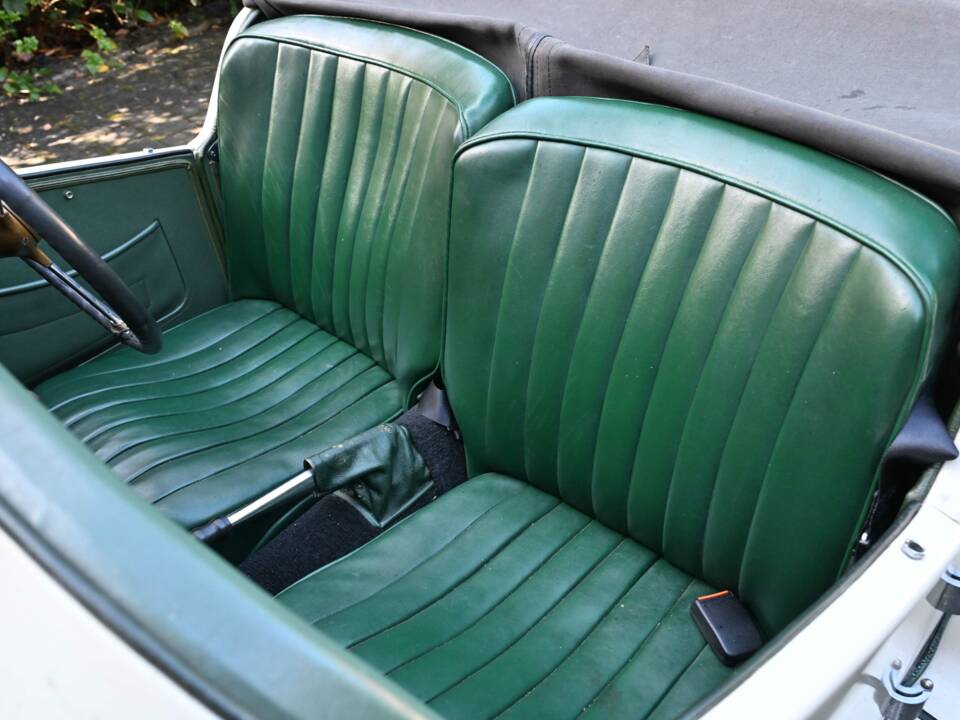 Image 20/50 of MG TF 1500 (1954)