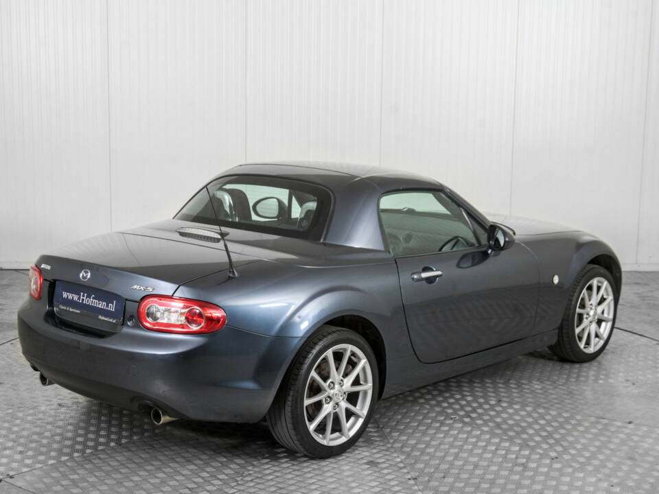 Image 46/50 of Mazda MX-5 2.0 (2009)