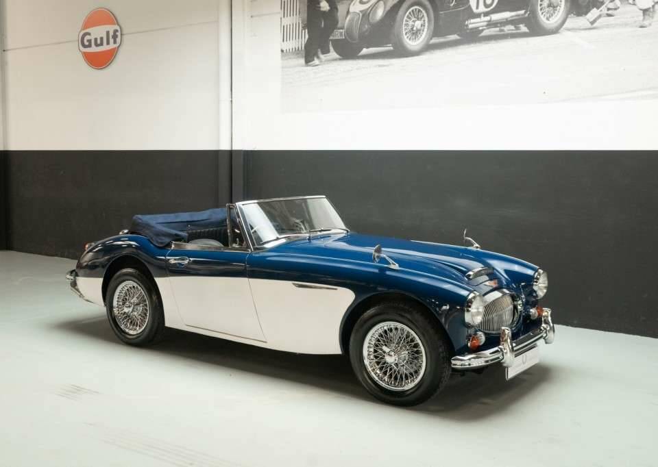 Image 1/50 of Austin-Healey 3000 Mk III (BJ8) (1967)