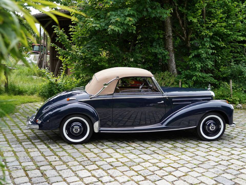 Image 13/22 de Mercedes-Benz 220 Cabriolet A (1953)