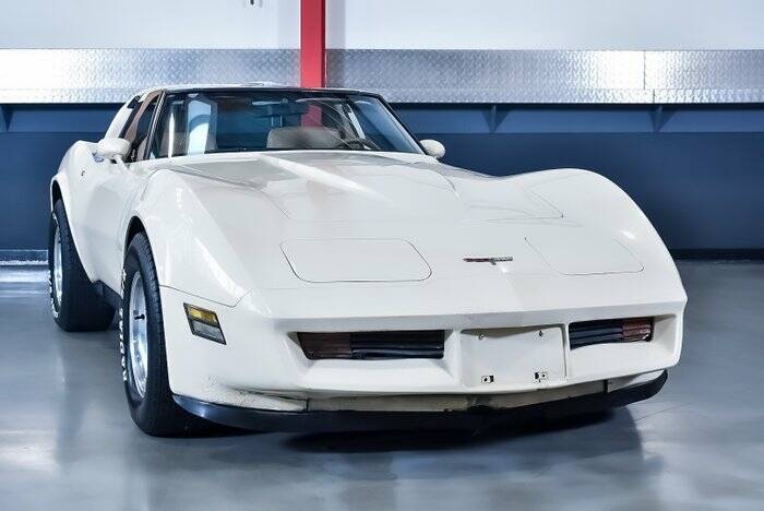 Immagine 4/7 di Chevrolet Corvette (1981)