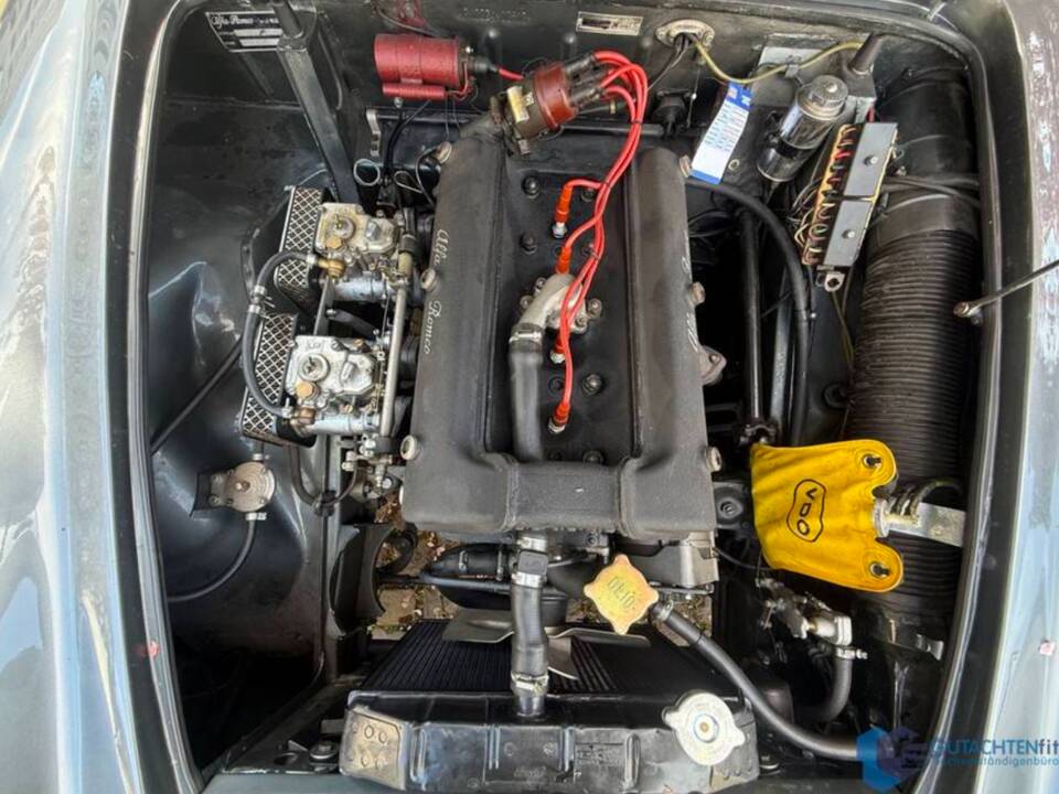 Bild 46/98 von Alfa Romeo 2000 Spider (1960)