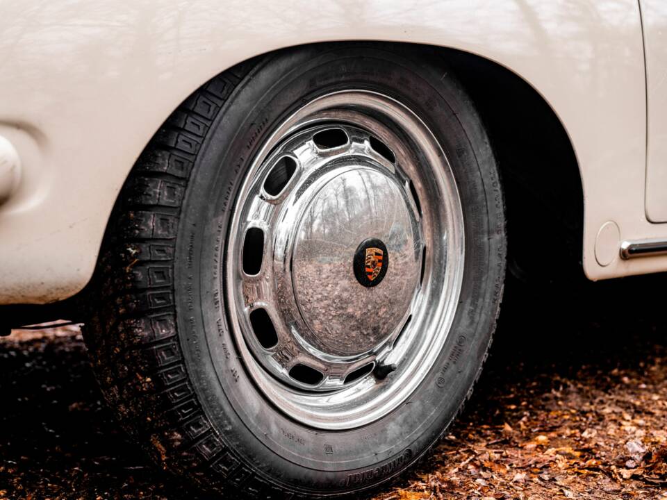 Immagine 15/50 di Porsche 356 C 1600 (1964)