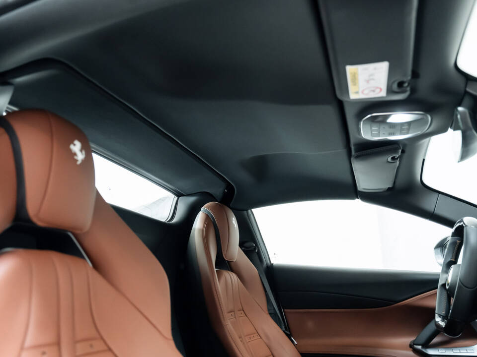 Bild 29/52 von Ferrari 812 GTS (2023)