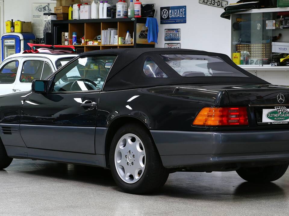 Image 6/24 de Mercedes-Benz 300 SL-24 (1993)
