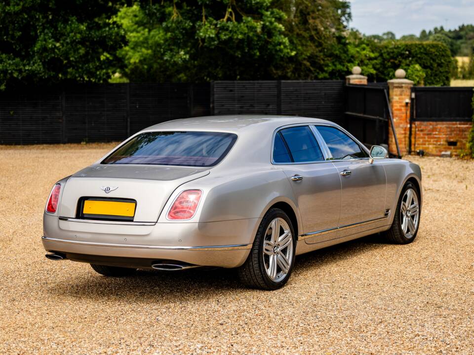 Bild 31/50 von Bentley Mulsanne (2011)