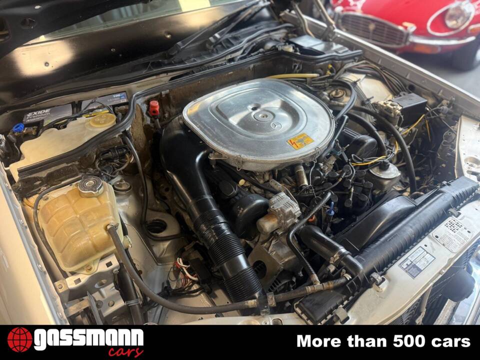 Image 14/15 of Mercedes-Benz 500 SEL (1983)