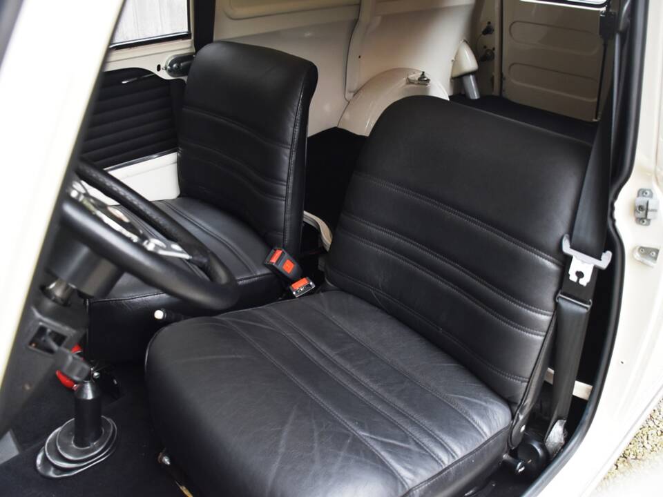Afbeelding 20/34 van Austin Mini Van (1981)