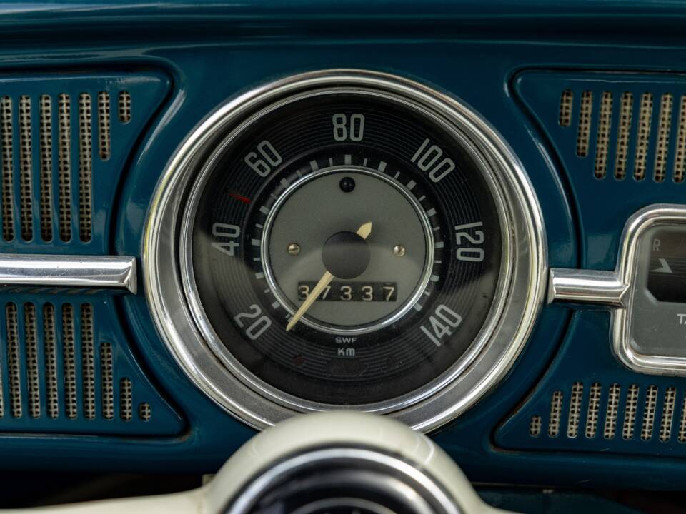 Bild 22/40 von Volkswagen Käfer 1300 (1965)