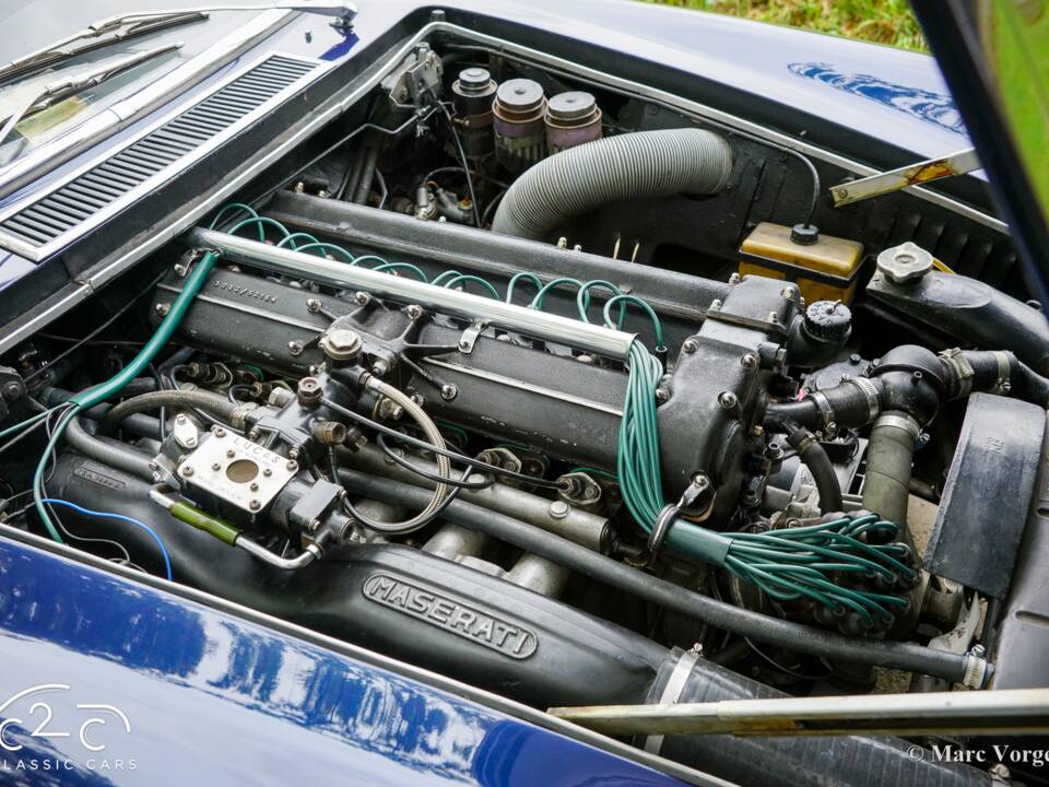 Image 22/63 of Maserati Mistral 4000 (1966)