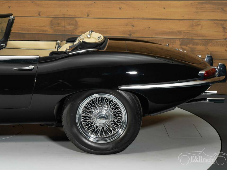 Afbeelding 7/8 van Jaguar E-Type (1967)