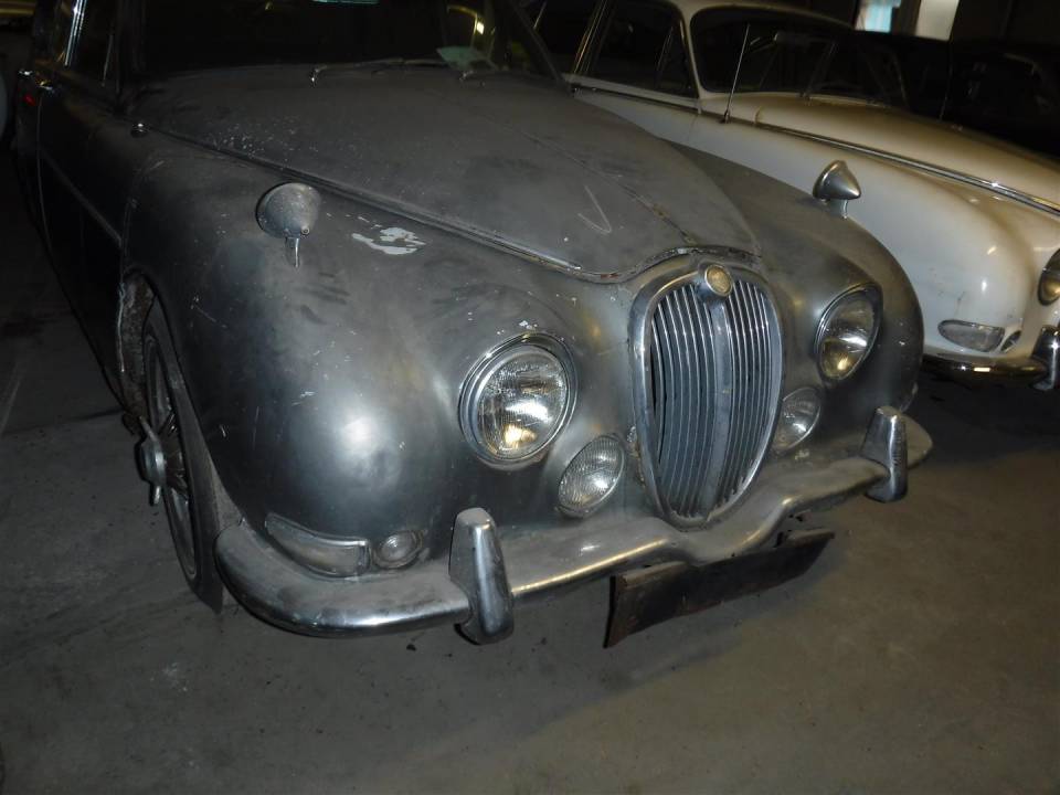 Image 11/14 de Jaguar S-Type 3.8 (1966)