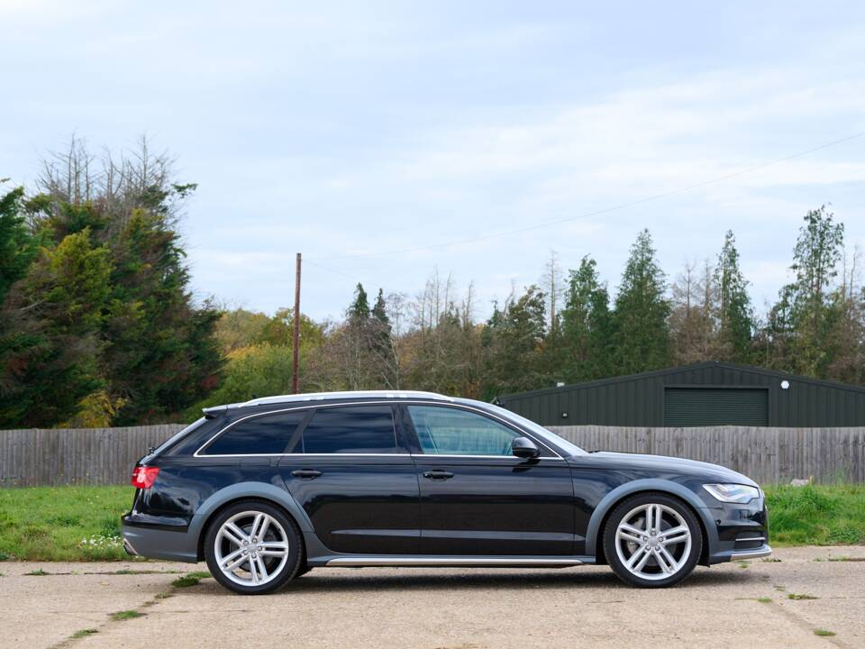 Image 10/50 of Audi A6 3.0 TFSI allroad quattro (2013)