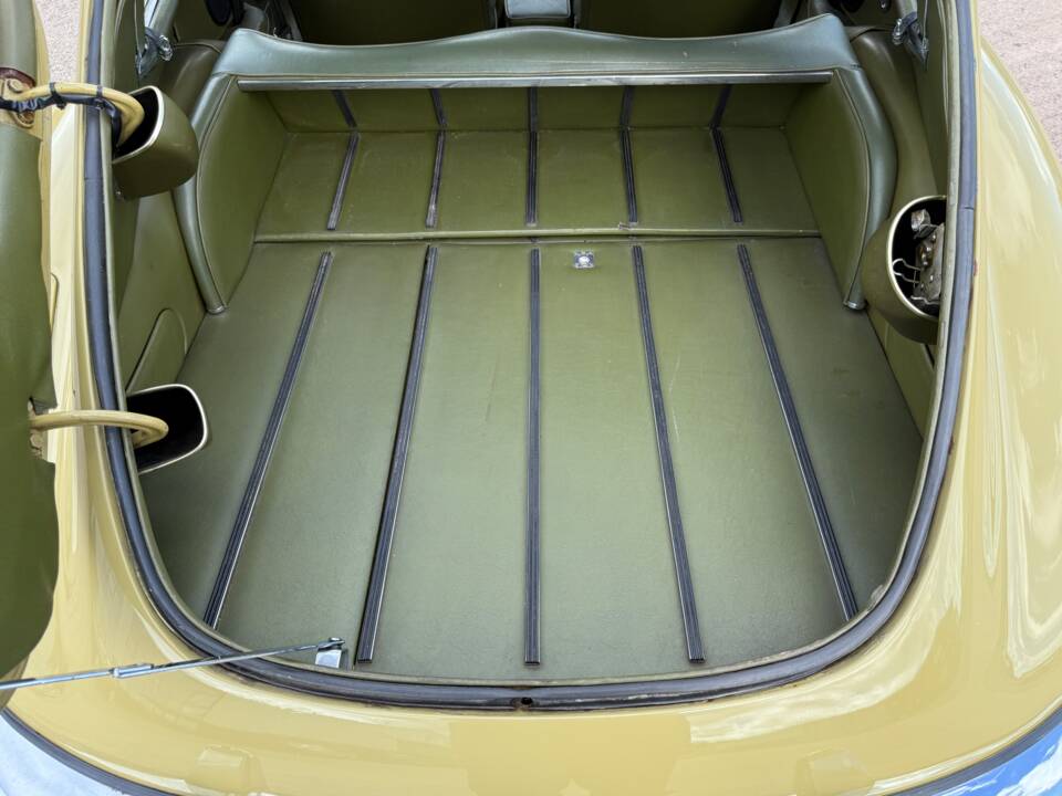 Bild 19/35 von Jaguar E-Type V12 (2+2) (1973)