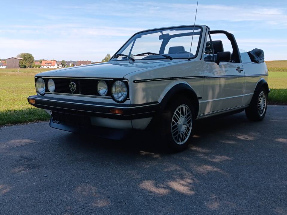 Bild 23/55 von Volkswagen Golf I Cabrio 1.8 (1985)