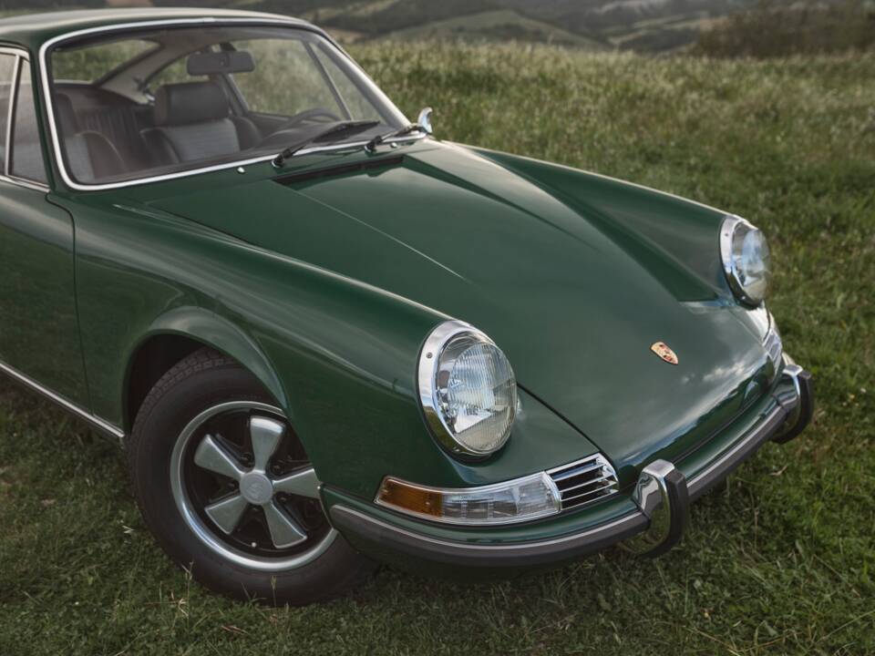 Bild 24/43 von Porsche 911 2.0 E (1969)