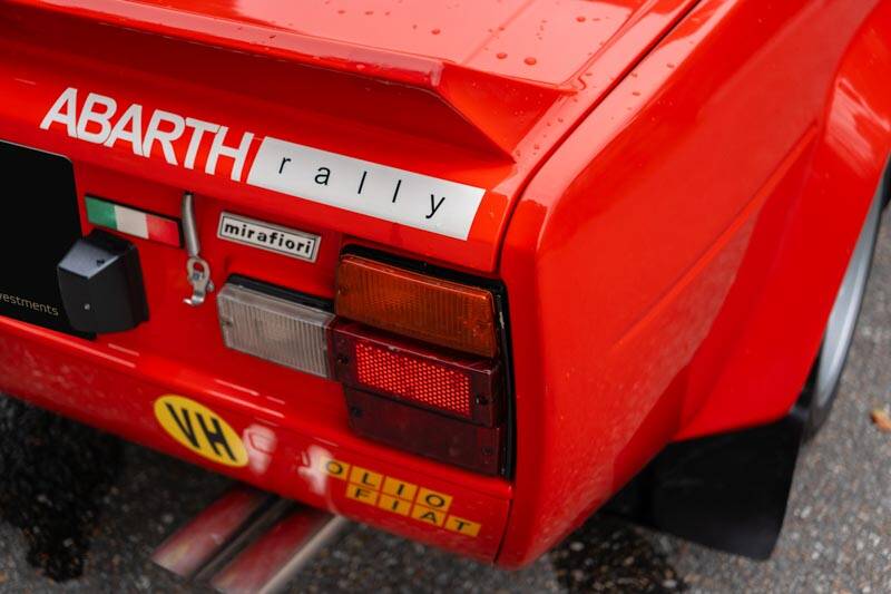 Image 24/72 de FIAT 131 Abarth Rally (1976)