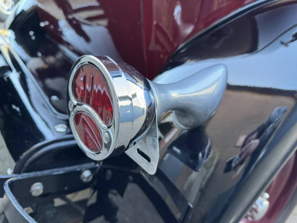 Image 19/32 of Citroën C4G (1931)