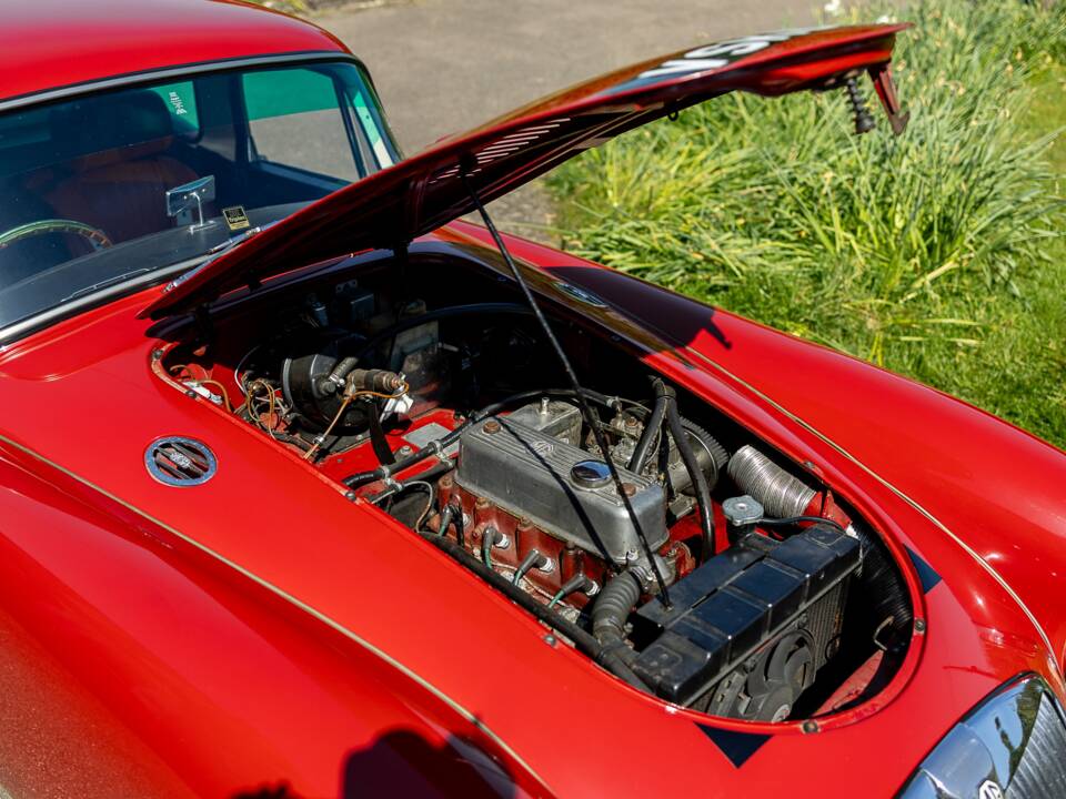 Image 45/50 de MG MGA 1500 (1957)