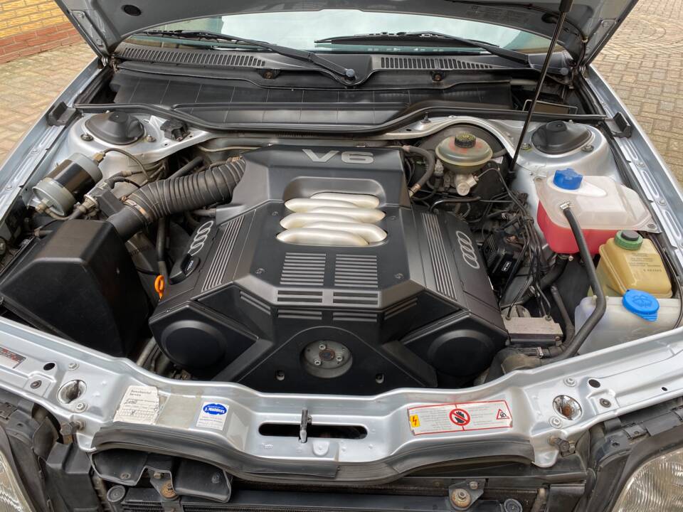 Bild 21/25 von Audi A6 2.6 (1996)