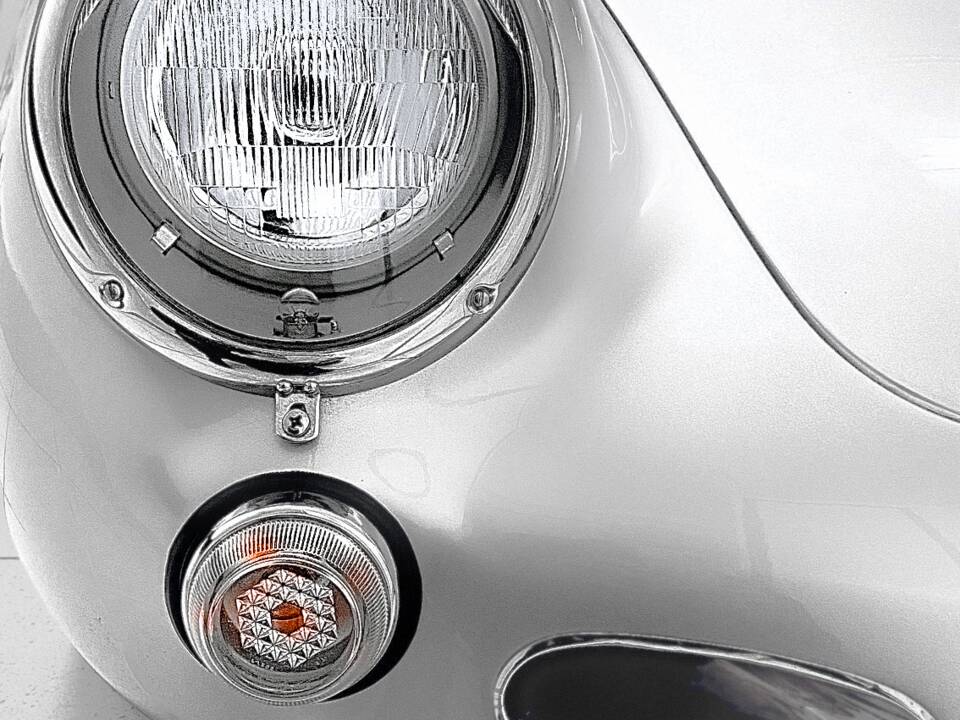 Image 14/28 of Porsche 550 Spyder RS 1500 (1954)