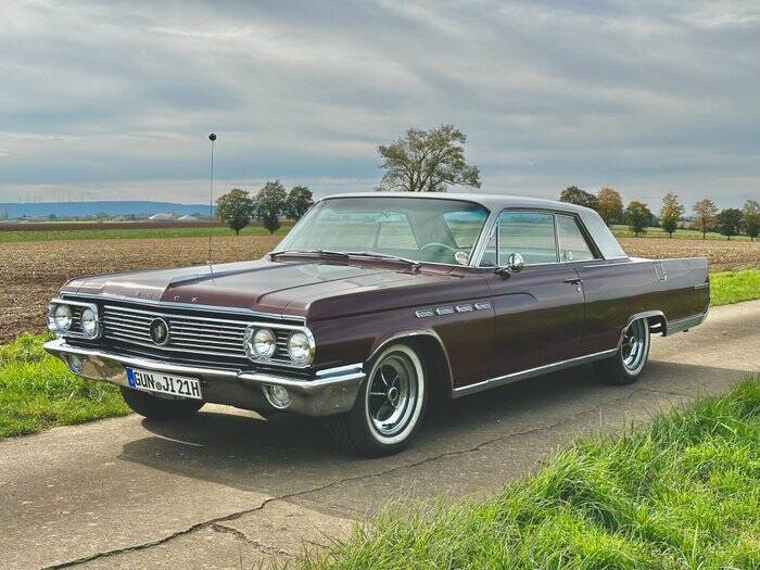 Immagine 2/7 di Buick Electra 225 Hardtop (1963)