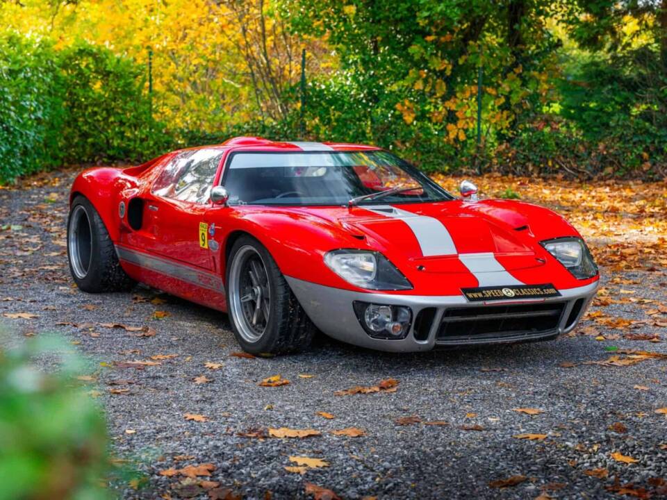 Immagine 8/44 di Ford GT40 (1966)