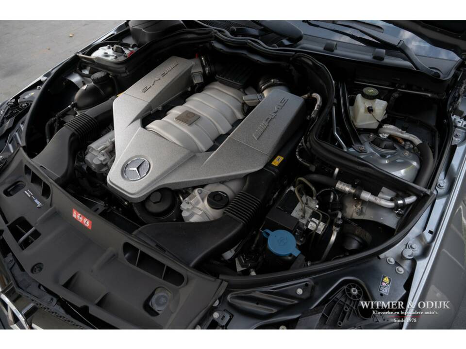 Imagen 26/40 de Mercedes-Benz C 63 AMG T (2009)