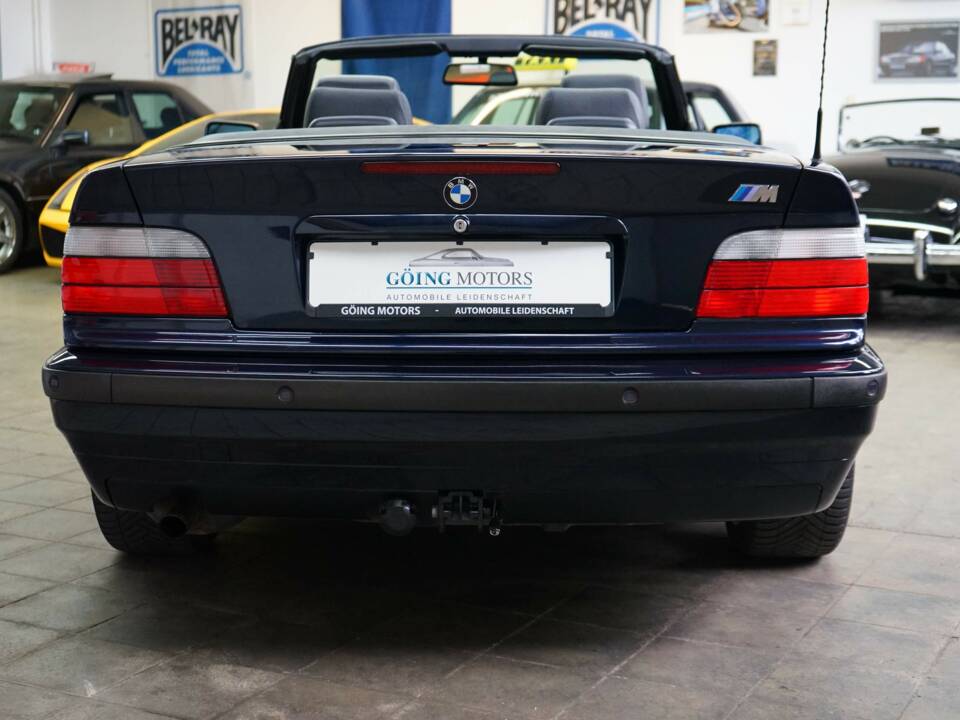 Image 12/36 of BMW 318i (1999)