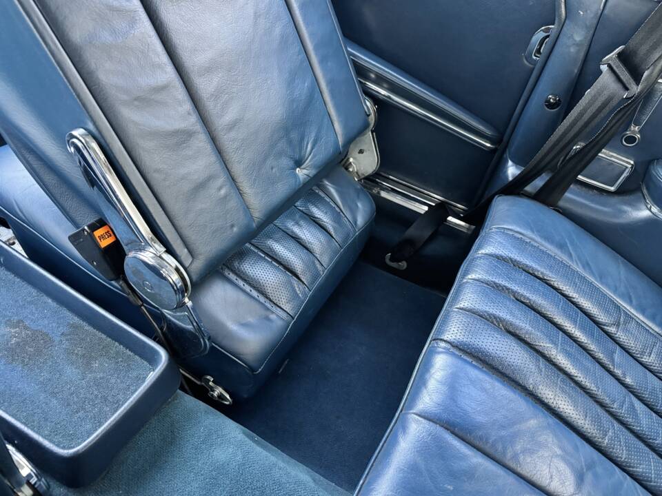 Bild 24/54 von Mercedes-Benz 280 SE (1970)