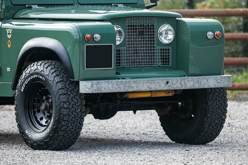 Image 29/41 of Land Rover 90 (1988)