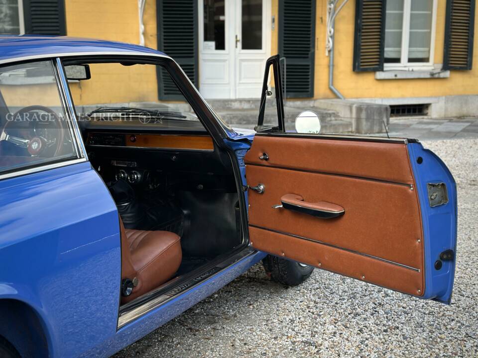 Bild 30/100 von Alfa Romeo Giulia GT 1300 Junior (1973)