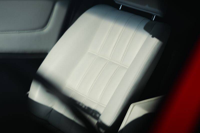 Image 21/33 of Ferrari 208 GTB Turbo (1987)