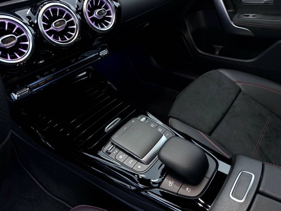 Bild 29/30 von Mercedes-Benz A 35 AMG 4MATIC (2021)