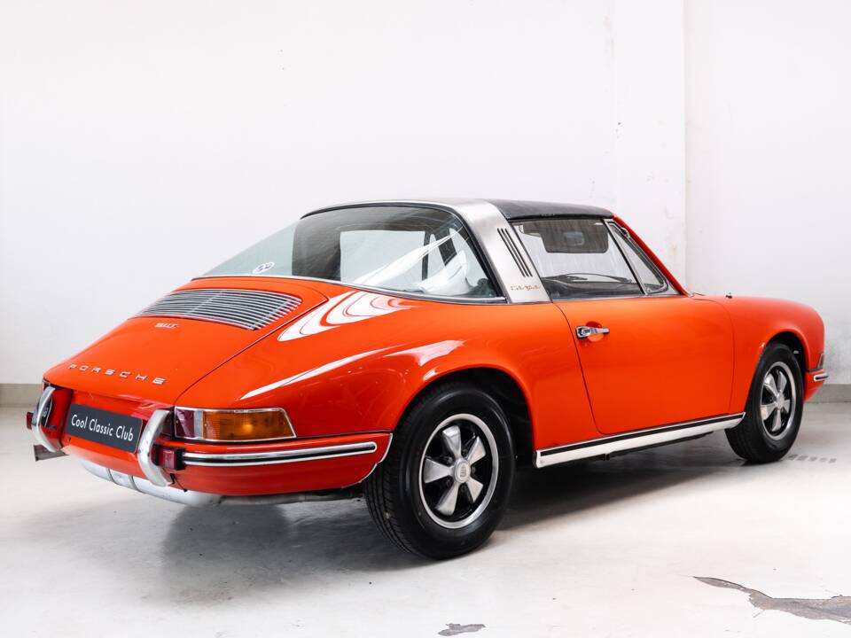 Image 6/41 of Porsche 911 2.0 T (1969)