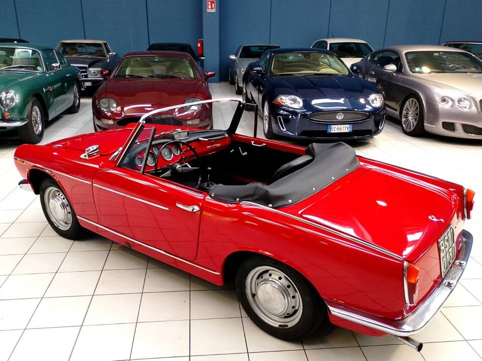 Image 10/47 of Innocenti 950 Spider (1962)