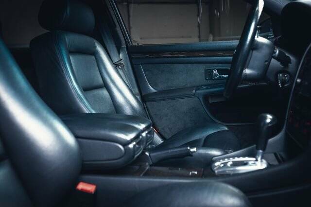 Bild 11/15 von Audi S8 (1999)