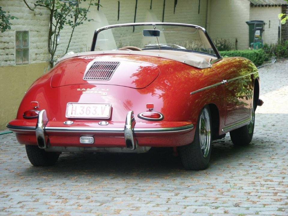 Image 7/35 of Porsche 356 B 1600 Super 90 (1961)