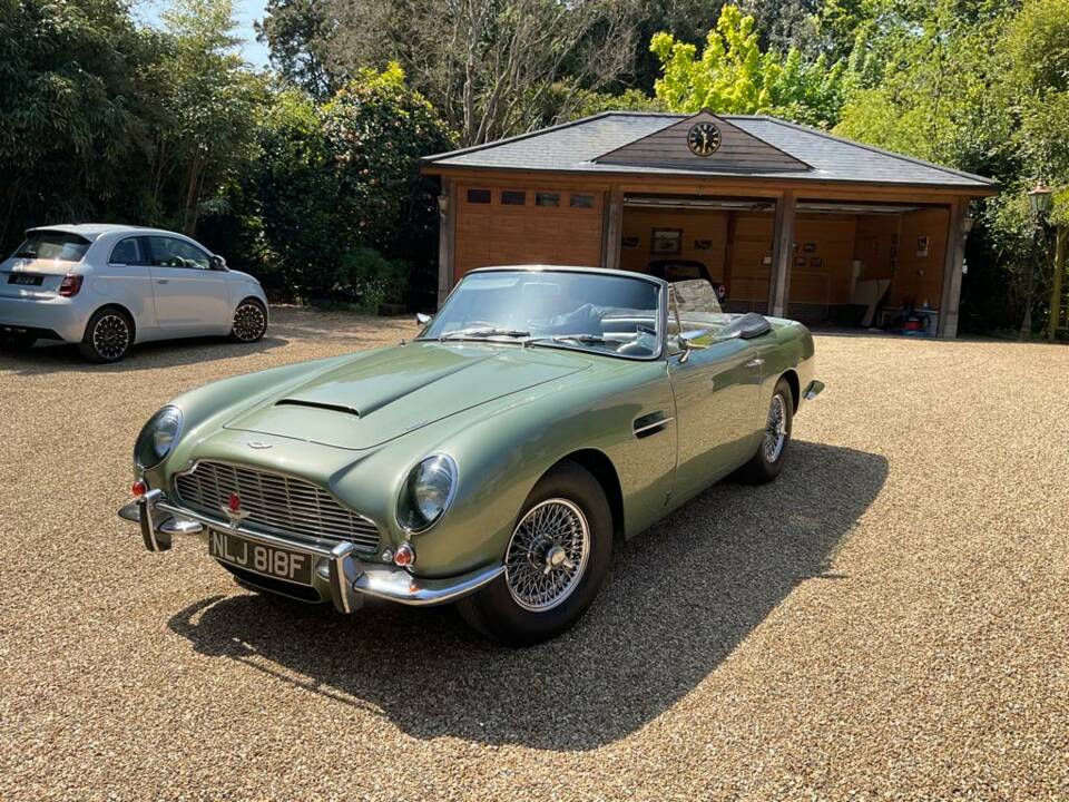 Immagine 5/8 di Aston Martin DB 6 Volante (1967)