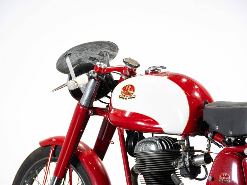 Bild 14/50 von Mondial 175 Turismo Veloce (1956)