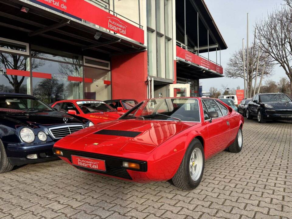 Bild 2/20 von Ferrari Dino 208 GT4 (1975)