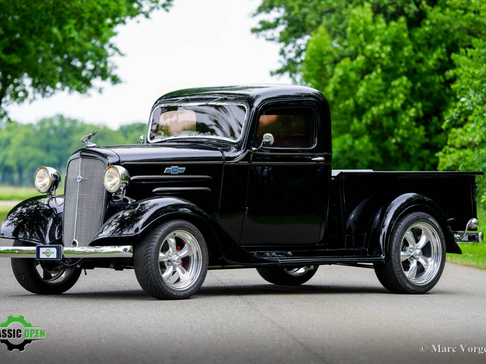 Image 1/54 of Chevrolet Standard (1936)