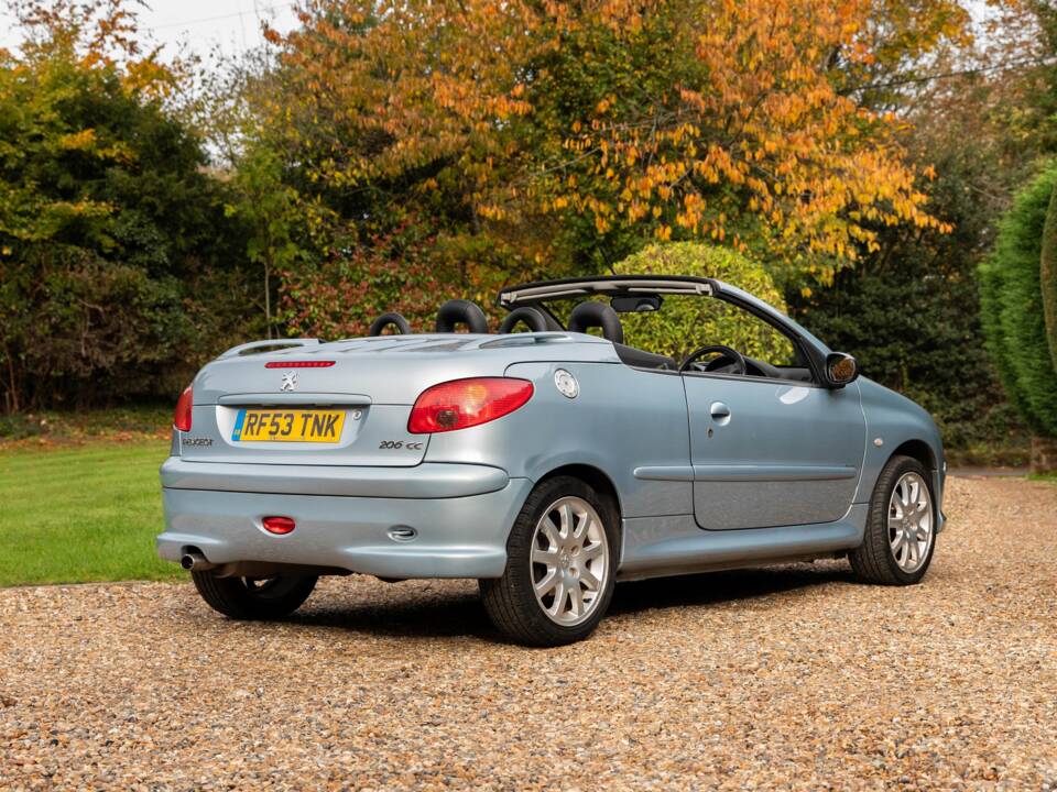 Image 3/50 of Peugeot 206 CC 1.6 16V (2003)