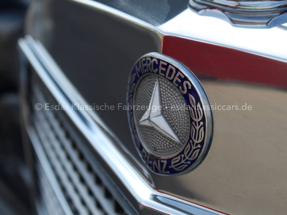 Image 46/54 of Mercedes-Benz 600 (1970)