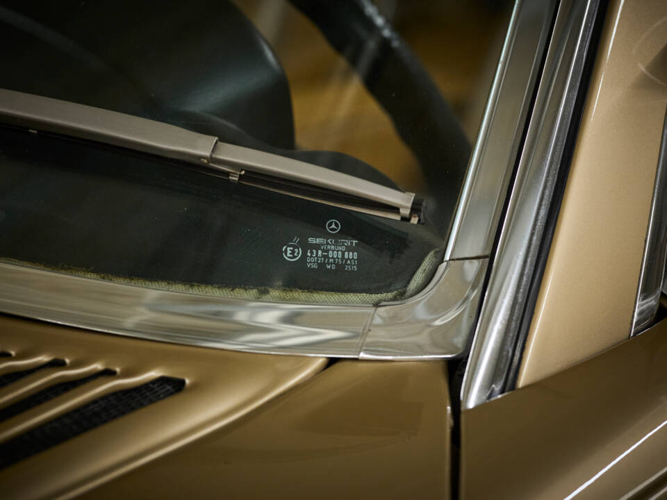 Image 37/99 of Mercedes-Benz 300 SL (1987)