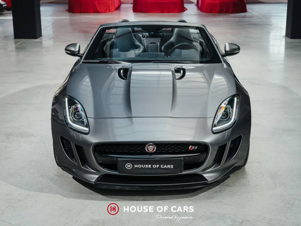 Bild 3/25 von Jaguar F-Type S (2015)