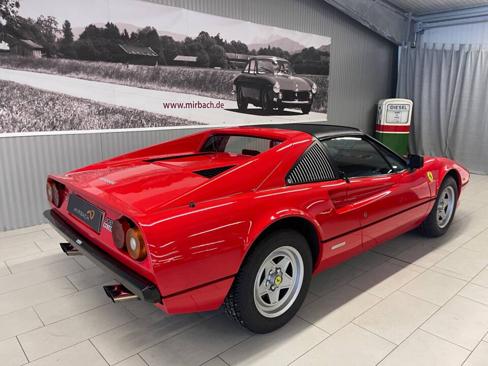 Image 8/19 of Ferrari 308 GTSi (1982)