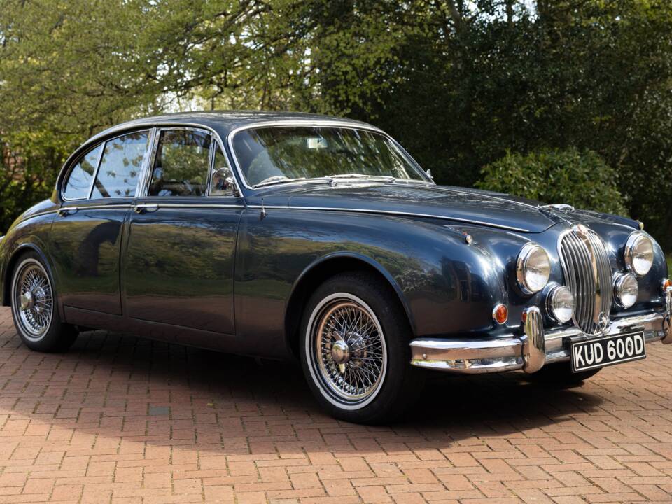 Image 1/50 de Jaguar Mk II 3.8 (1966)